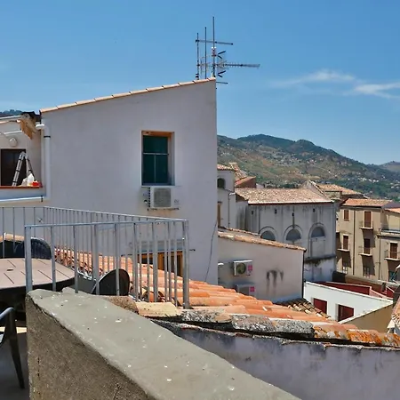 Terrazza Vittorio * Cefalu